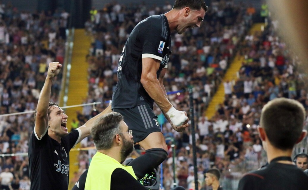  基耶萨独造两球，尤文主场轻取维罗纳