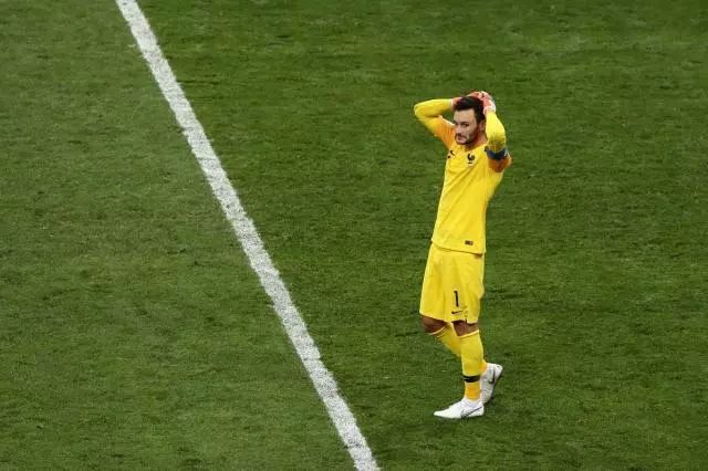  尼尔莫派凌空抽射破网，伯恩茅斯前锋技惊四座锁定胜局  